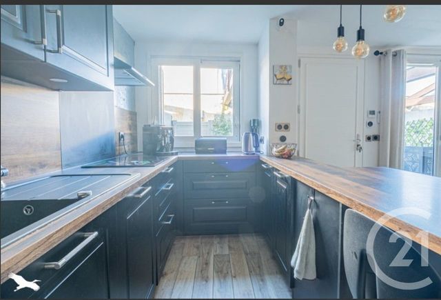 Appartement T3 &agrave; louer - 3 pi&egrave;ces - 68,03 m2 - Bordeaux - 33 - AQUITAINE