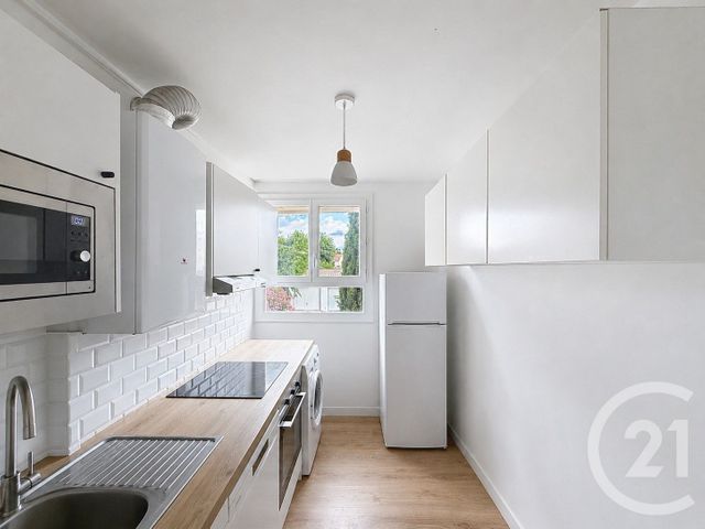 Appartement T4 &agrave; louer - 4 pi&egrave;ces - 66,27 m2 - Bordeaux - 33 - AQUITAINE