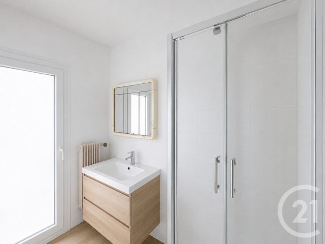 Appartement T4 &agrave; louer - 4 pi&egrave;ces - 66,27 m2 - Bordeaux - 33 - AQUITAINE
