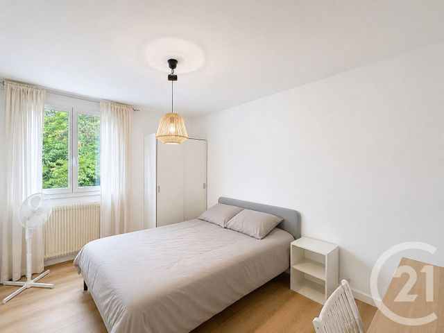 Appartement T4 &agrave; louer - 4 pi&egrave;ces - 66,27 m2 - Bordeaux - 33 - AQUITAINE