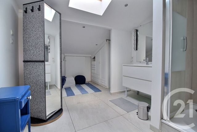 Appartement Duplex &agrave; louer - 3 pi&egrave;ces - 55,10 m2 - Pessac - 33 - AQUITAINE