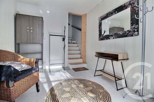 Appartement Duplex &agrave; louer - 3 pi&egrave;ces - 55,10 m2 - Pessac - 33 - AQUITAINE