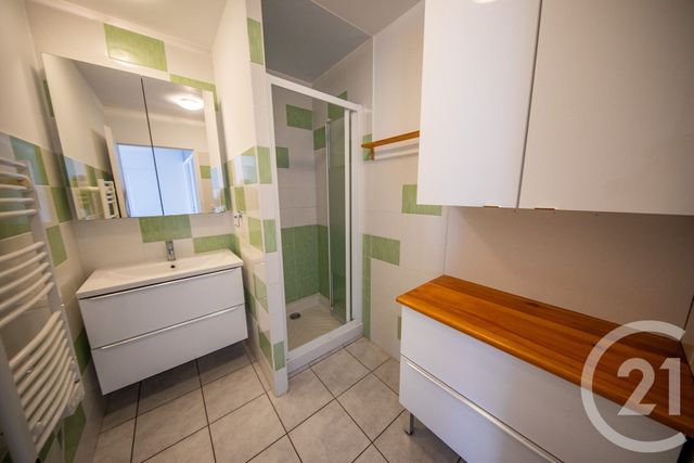 Maison &agrave; louer - 3 pi&egrave;ces - 64,05 m2 - St Medard En Jalles - 33 - AQUITAINE