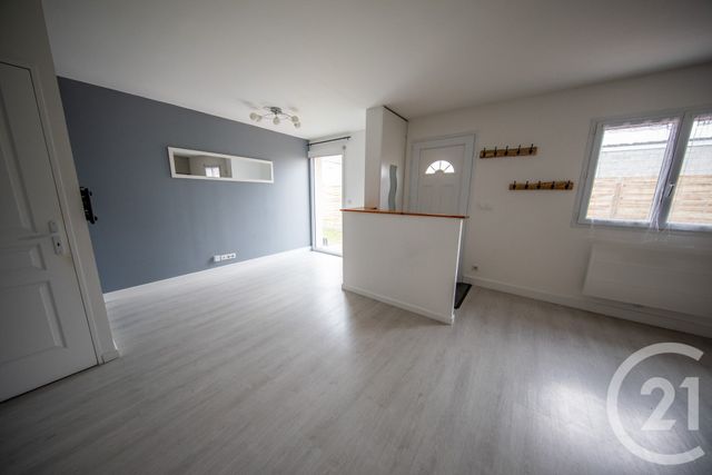 Maison &agrave; louer - 3 pi&egrave;ces - 64,05 m2 - St Medard En Jalles - 33 - AQUITAINE