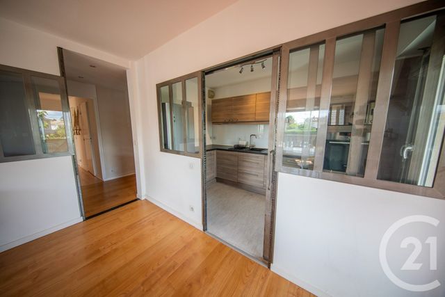 Appartement T3 &agrave; louer - 3 pi&egrave;ces - 73,39 m2 - Eysines - 33 - AQUITAINE