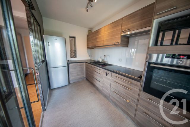 Appartement T3 &agrave; louer - 3 pi&egrave;ces - 73,39 m2 - Eysines - 33 - AQUITAINE