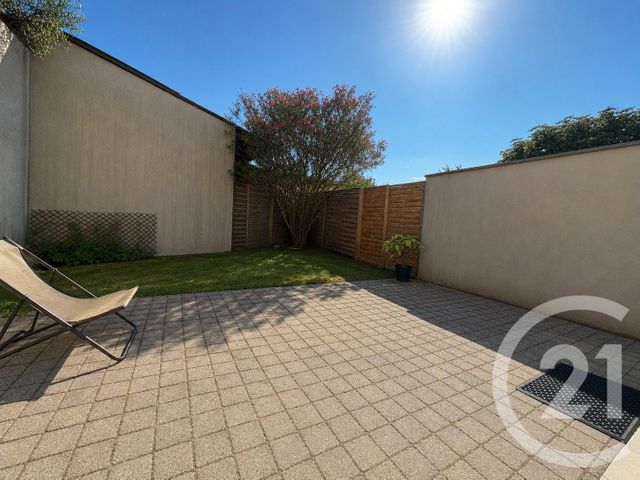 Maison &agrave; louer - 5 pi&egrave;ces - 95,80 m2 - Le Bouscat - 33 - AQUITAINE