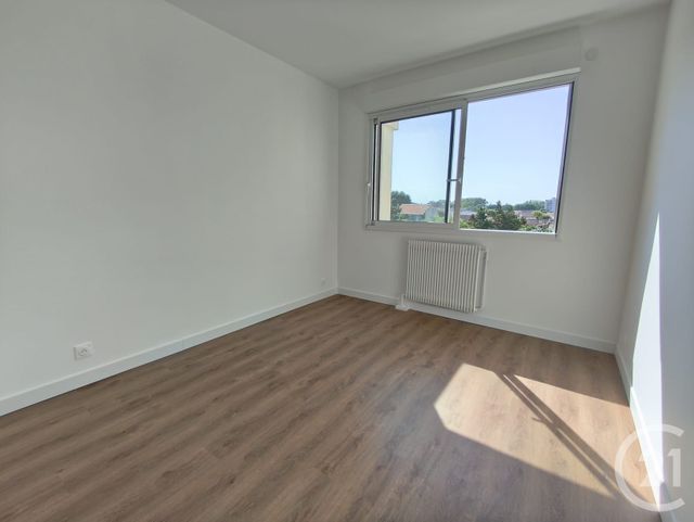 Appartement T3 &agrave; louer - 3 pi&egrave;ces - 106,83 m2 - Bordeaux - 33 - AQUITAINE