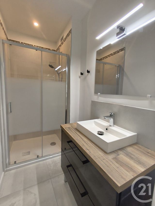 Appartement T3 &agrave; louer - 3 pi&egrave;ces - 106,83 m2 - Bordeaux - 33 - AQUITAINE