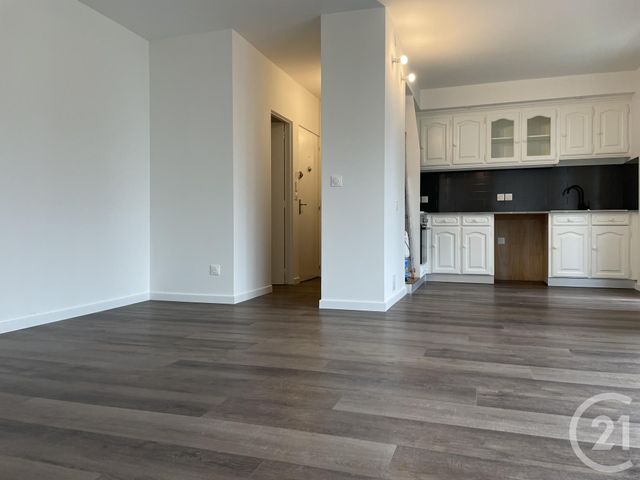 Appartement F4 &agrave; louer - 4 pi&egrave;ces - 65,82 m2 - Bordeaux - 33 - AQUITAINE