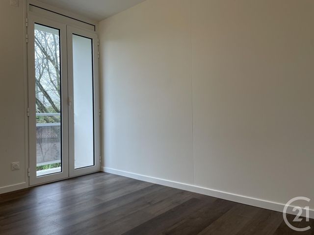 Appartement F4 &agrave; louer - 4 pi&egrave;ces - 65,82 m2 - Bordeaux - 33 - AQUITAINE