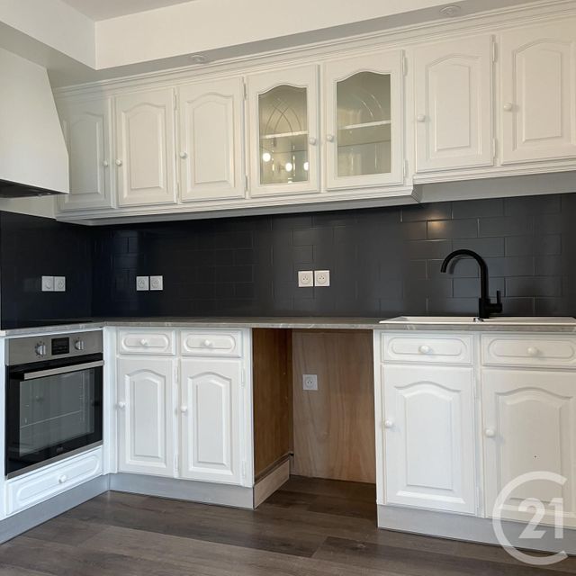 Appartement F4 &agrave; louer - 4 pi&egrave;ces - 65,82 m2 - Bordeaux - 33 - AQUITAINE