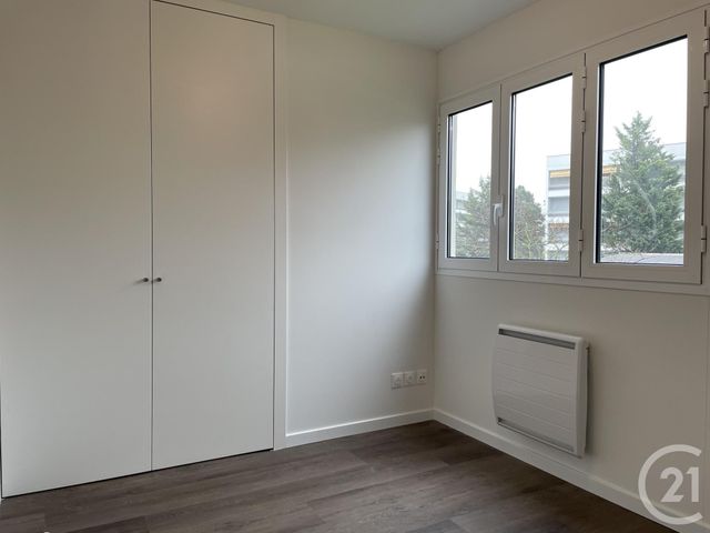 Appartement F4 &agrave; louer - 4 pi&egrave;ces - 65,82 m2 - Bordeaux - 33 - AQUITAINE