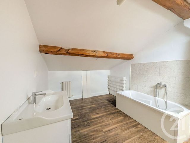 Maison &agrave; louer - 4 pi&egrave;ces - 182,17 m2 - Brach - 33 - AQUITAINE