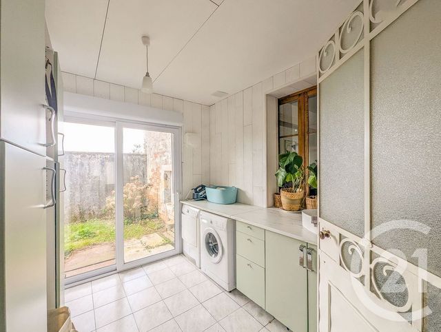 Maison &agrave; louer - 4 pi&egrave;ces - 182,17 m2 - Brach - 33 - AQUITAINE