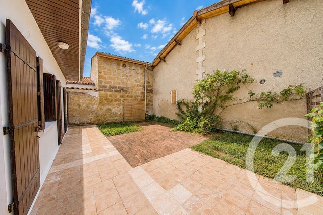 Maison &agrave; louer - 3 pi&egrave;ces - 73,01 m2 - Le Haillan - 33 - AQUITAINE