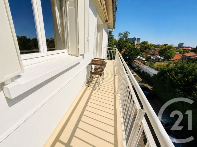 Appartement T3 &agrave; louer - 3 pi&egrave;ces - 69 m2 - Bordeaux - 33 - AQUITAINE