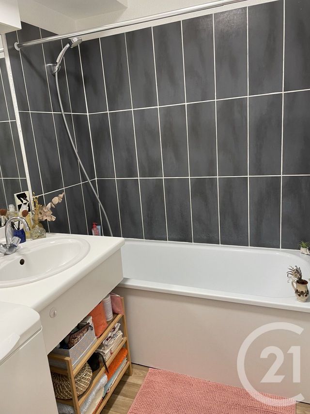 Appartement F1 &agrave; louer - 1 pi&egrave;ce - 26,36 m2 - Talence - 33 - AQUITAINE
