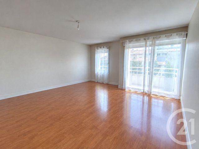 Appartement T3 &agrave; louer - 3 pi&egrave;ces - 75,30 m2 - Bordeaux - 33 - AQUITAINE