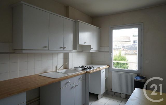 Appartement T3 &agrave; louer - 3 pi&egrave;ces - 75,30 m2 - Bordeaux - 33 - AQUITAINE