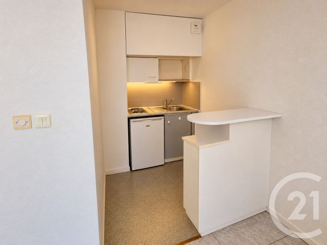Appartement T1 &agrave; louer - 1 pi&egrave;ce - 23,60 m2 - Bordeaux - 33 - AQUITAINE