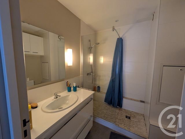 Appartement T2 &agrave; louer - 2 pi&egrave;ces - 40,99 m2 - Bordeaux - 33 - AQUITAINE