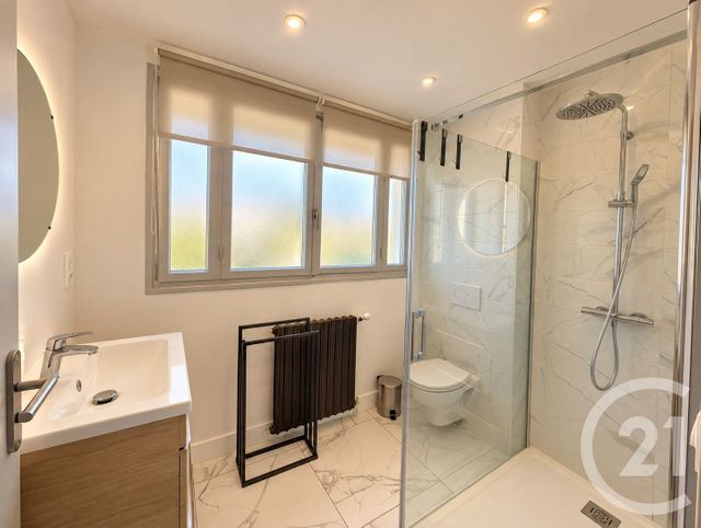 Appartement T2 &agrave; louer - 2 pi&egrave;ces - 64,77 m2 - Bordeaux - 33 - AQUITAINE
