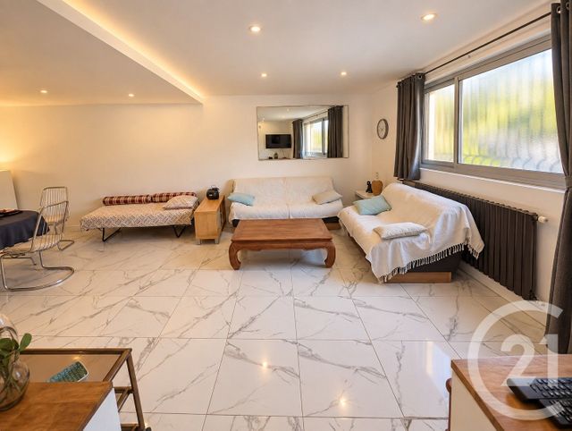 Appartement T2 &agrave; louer - 2 pi&egrave;ces - 64,77 m2 - Bordeaux - 33 - AQUITAINE