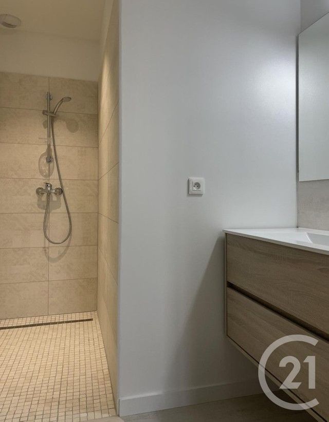 Maison &agrave; louer - 5 pi&egrave;ces - 122,09 m2 - Le Bouscat - 33 - AQUITAINE