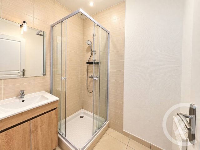 Appartement T2 &agrave; louer - 2 pi&egrave;ces - 38,67 m2 - Le Haillan - 33 - AQUITAINE