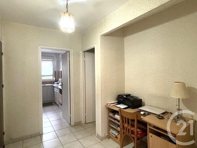 Appartement F3 à vendre - 3 pièces - 60,10 m2 - Les Mureaux - 78 - ILE-DE-FRANCE