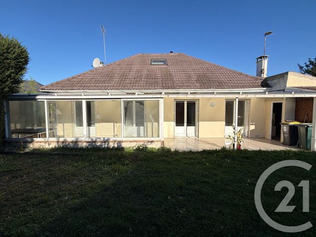 Maison 7 pièces 127 m² · à Ecquevilly · 127,4 m² · 369 000 €