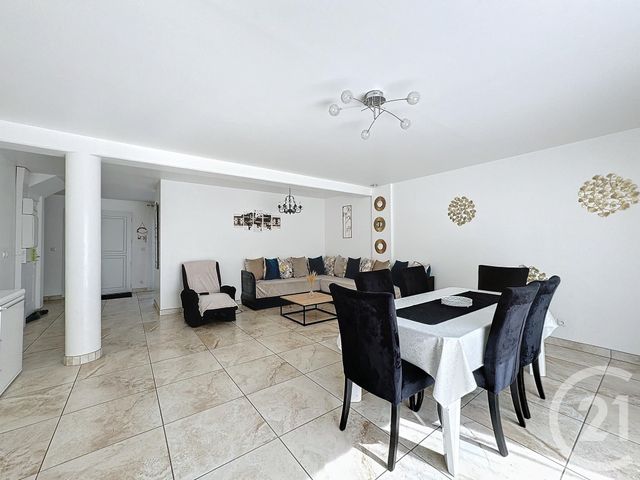 Maison à vendre - 7 pièces - 246 m2 - Epone - 78 - ILE-DE-FRANCE