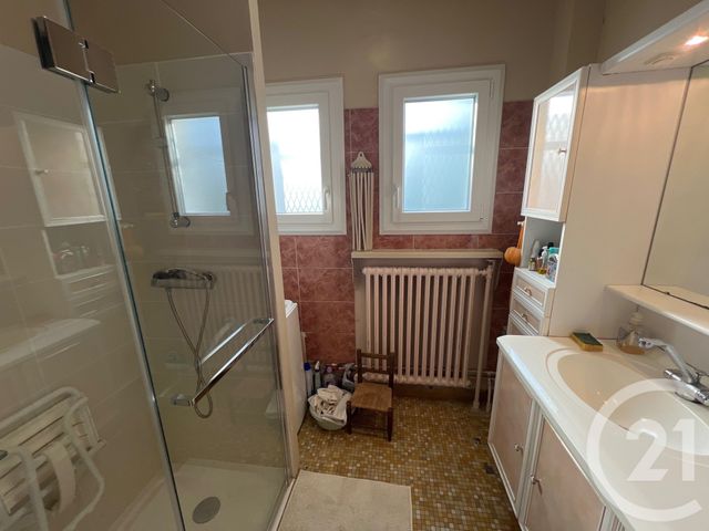 Maison à vendre - 7 pièces - 106,96 m2 - Aubergenville - 78 - ILE-DE-FRANCE