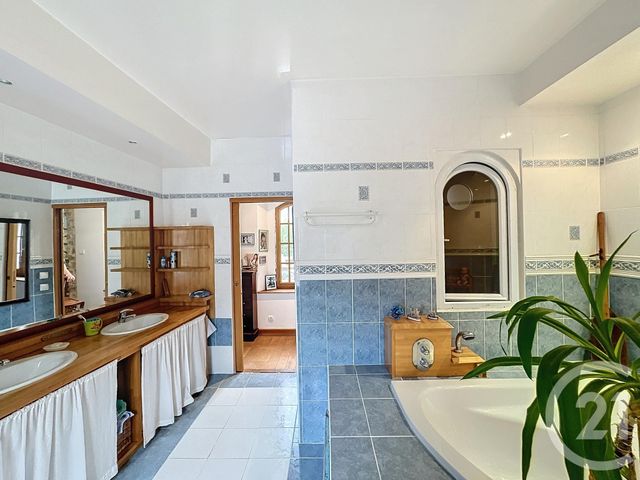 Maison à vendre - 9 pièces - 240 m2 - Bouafle - 78 - ILE-DE-FRANCE