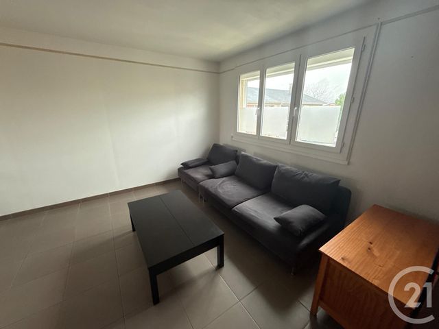 Maison &agrave; louer - 5 pi&egrave;ces - 73,35 m2 - Ecquevilly - 78 - ILE-DE-FRANCE