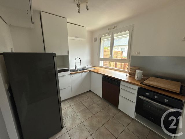 Maison &agrave; louer - 5 pi&egrave;ces - 73,35 m2 - Ecquevilly - 78 - ILE-DE-FRANCE