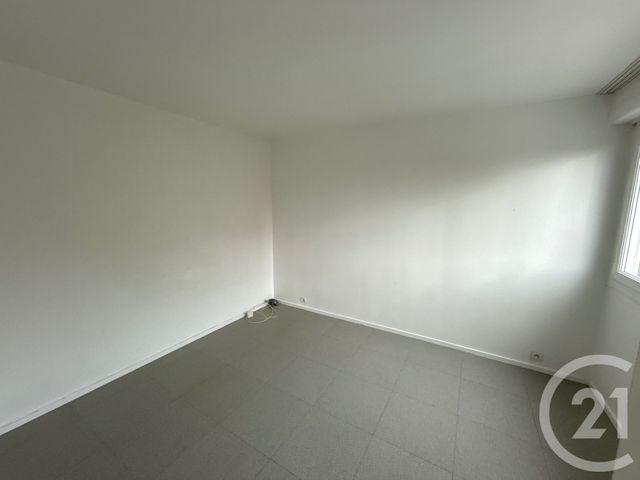 Appartement F4 &agrave; vendre - 4 pi&egrave;ces - 74,35 m2 - Aubergenville - 78 - ILE-DE-FRANCE