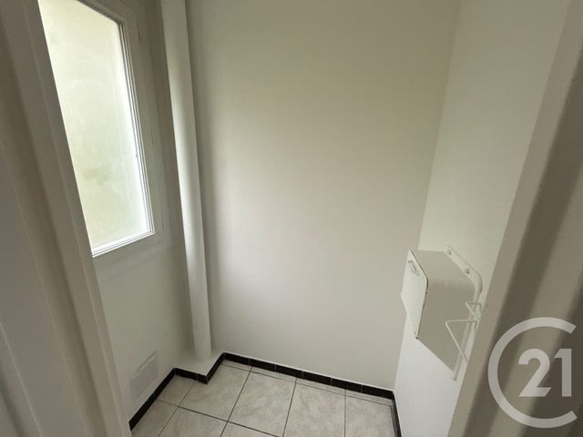 Appartement F4 &agrave; vendre - 4 pi&egrave;ces - 74,35 m2 - Aubergenville - 78 - ILE-DE-FRANCE