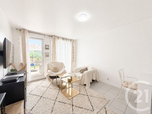 Appartement F4 &agrave; vendre - 4 pi&egrave;ces - 76 m2 - Ecquevilly - 78 - ILE-DE-FRANCE