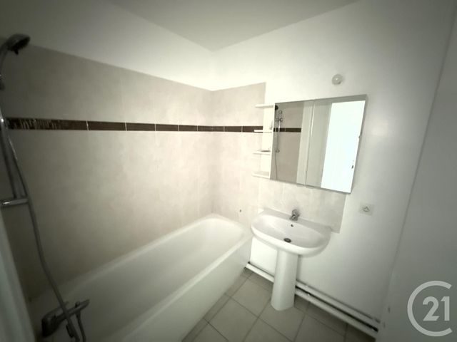 Appartement F3 &agrave; louer - 3 pi&egrave;ces - 57,08 m2 - Ecquevilly - 78 - ILE-DE-FRANCE
