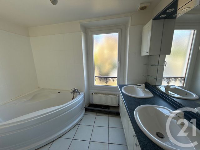 Maison &agrave; louer - 5 pi&egrave;ces - 99,37 m2 - Ecquevilly - 78 - ILE-DE-FRANCE