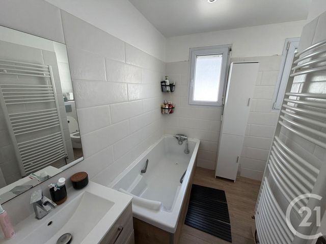 Maison &agrave; louer - 4 pi&egrave;ces - 103,97 m2 - Epone - 78 - ILE-DE-FRANCE