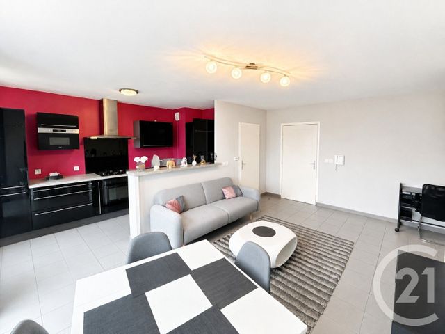 Appartement F3 &agrave; louer - 3 pi&egrave;ces - 62,23 m2 - Ecquevilly - 78 - ILE-DE-FRANCE