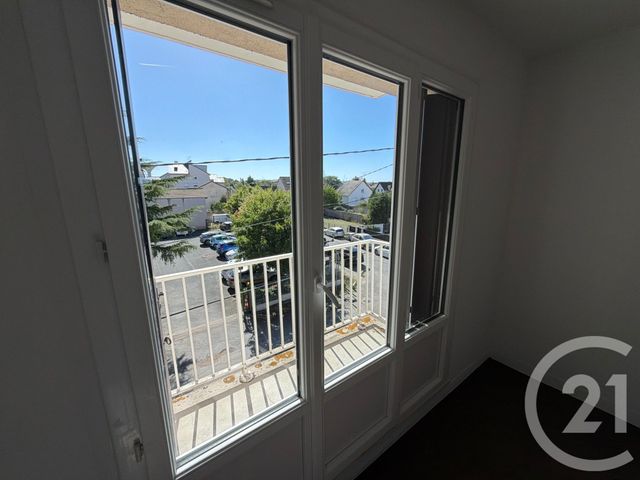 Appartement F3 &agrave; vendre - 3 pi&egrave;ces - 59 m2 - Les Mureaux - 78 - ILE-DE-FRANCE