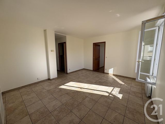Appartement F2 &agrave; louer - 2 pi&egrave;ces - 38,18 m2 - Les Mureaux - 78 - ILE-DE-FRANCE