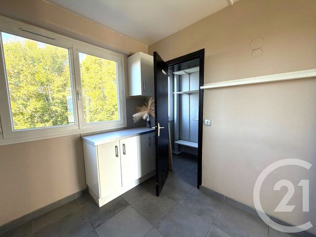 Appartement F4 &agrave; vendre - 4 pi&egrave;ces - 84,91 m2 - Aubergenville - 78 - ILE-DE-FRANCE