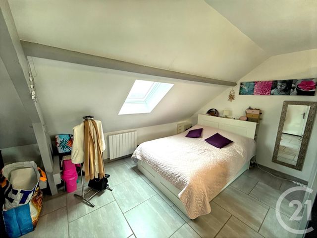 Appartement Studio &agrave; louer - 1 pi&egrave;ce - 29,78 m2 - Ecquevilly - 78 - ILE-DE-FRANCE