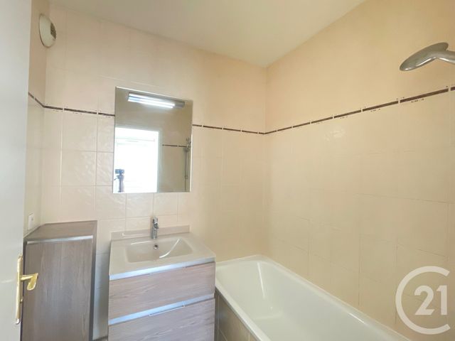 Appartement F2 &agrave; louer - 2 pi&egrave;ces - 44,39 m2 - Ecquevilly - 78 - ILE-DE-FRANCE