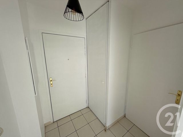 Appartement F2 &agrave; louer - 2 pi&egrave;ces - 44,39 m2 - Ecquevilly - 78 - ILE-DE-FRANCE